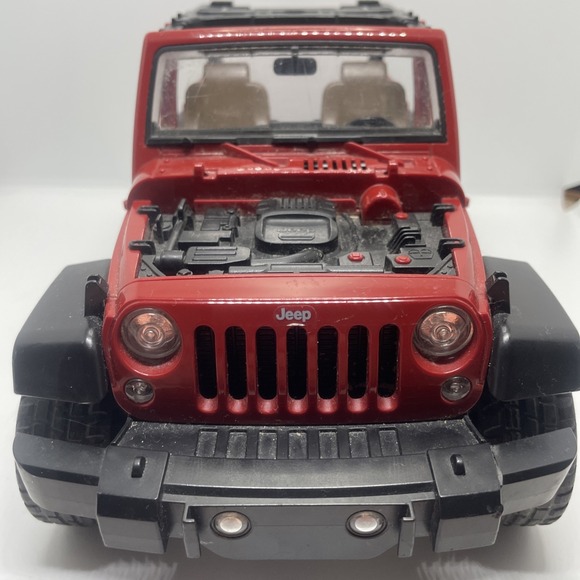 Bruder Red Jeep Wrangler Rubicon 2014 *MISSING DOORS*seats Top Tailgate - Picture 7 of 16